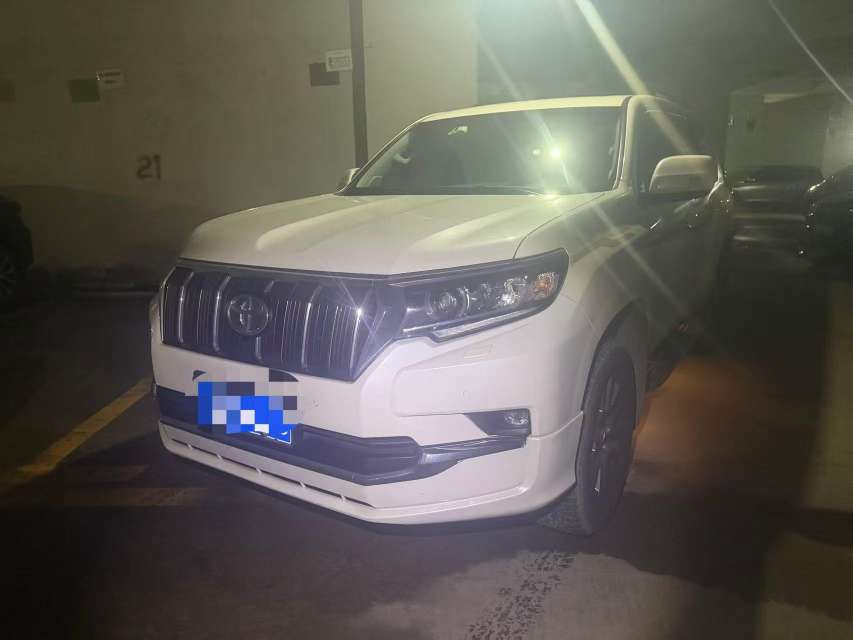 Toyota Prado 3.5 TX-L Premium Edition 2