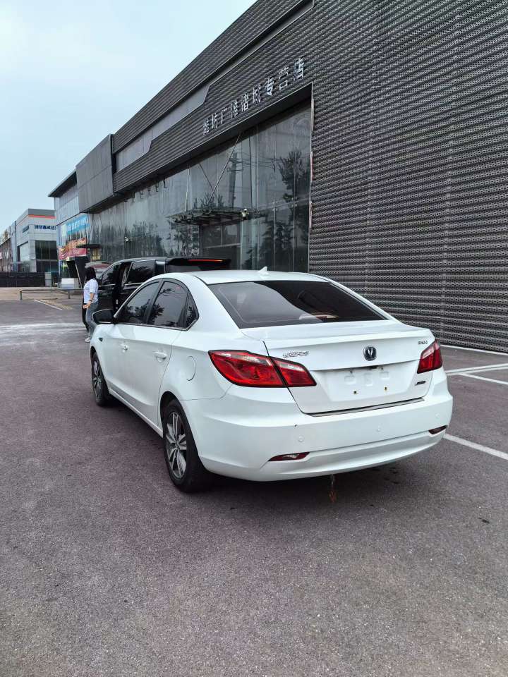 Changan Eado 5