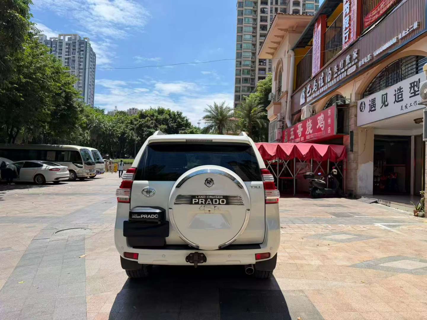 Toyota Prado 2015 Middle East Spec 4WD 7-Seater 3