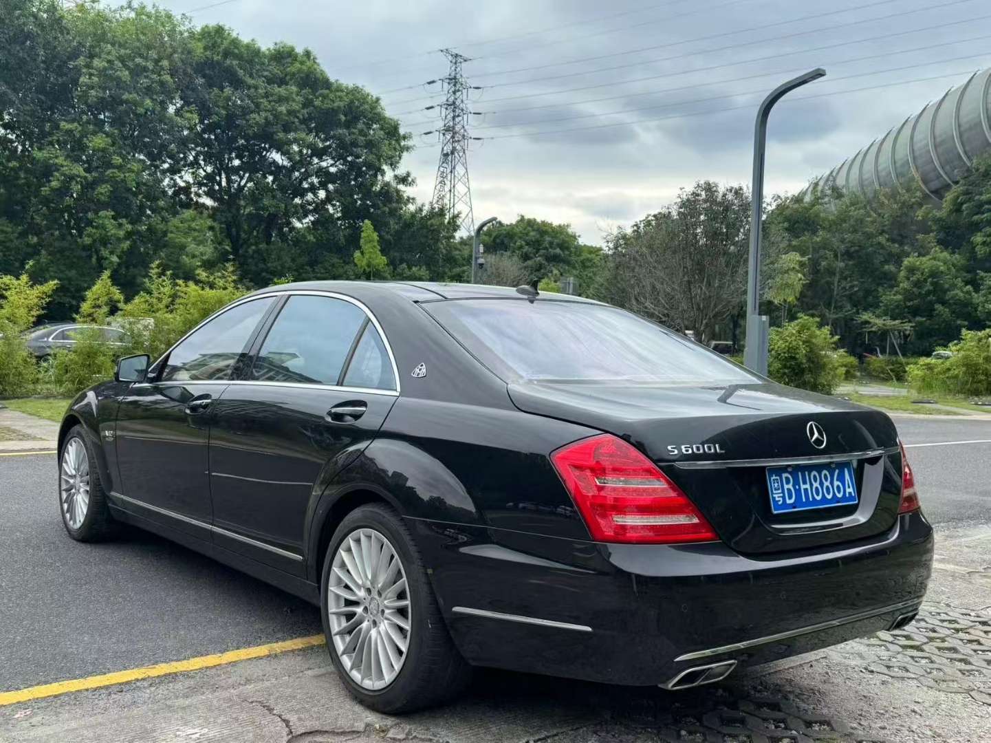 Mercedes-Benz S-Class 4