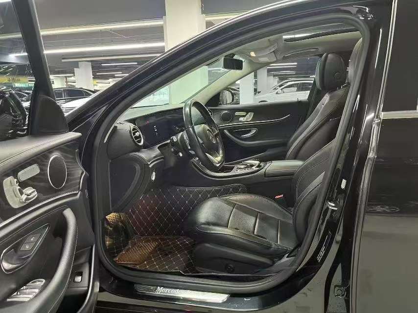 Mercedes-Benz E-Class 2.0T Sport Luxury 6