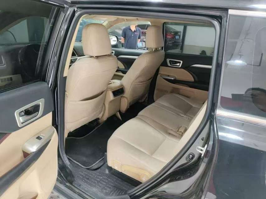 Toyota Highlander 2016 2.0T AWD Elite 7-Seater 5