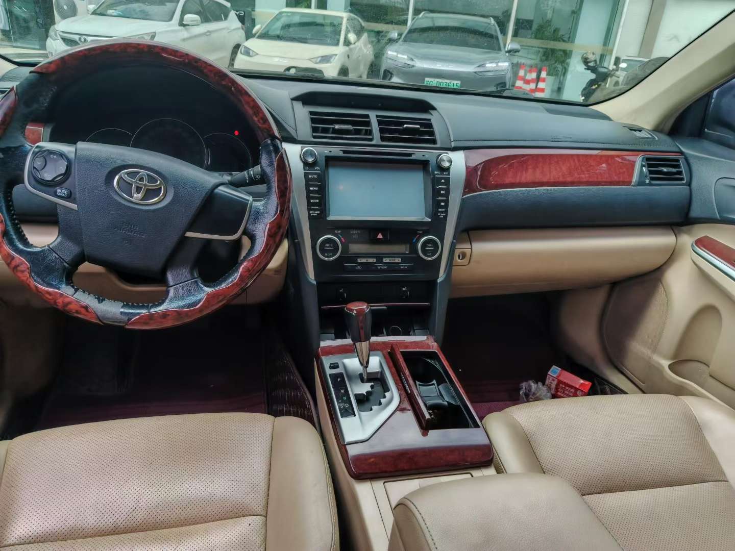 Toyota Camry 2.5G 3
