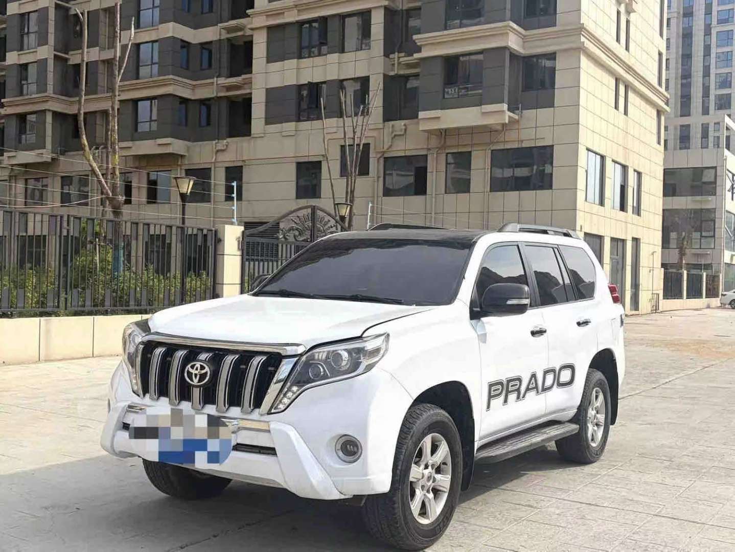 Toyota Prado 2012 4.0L Automatic 4WD 7-Seater 8