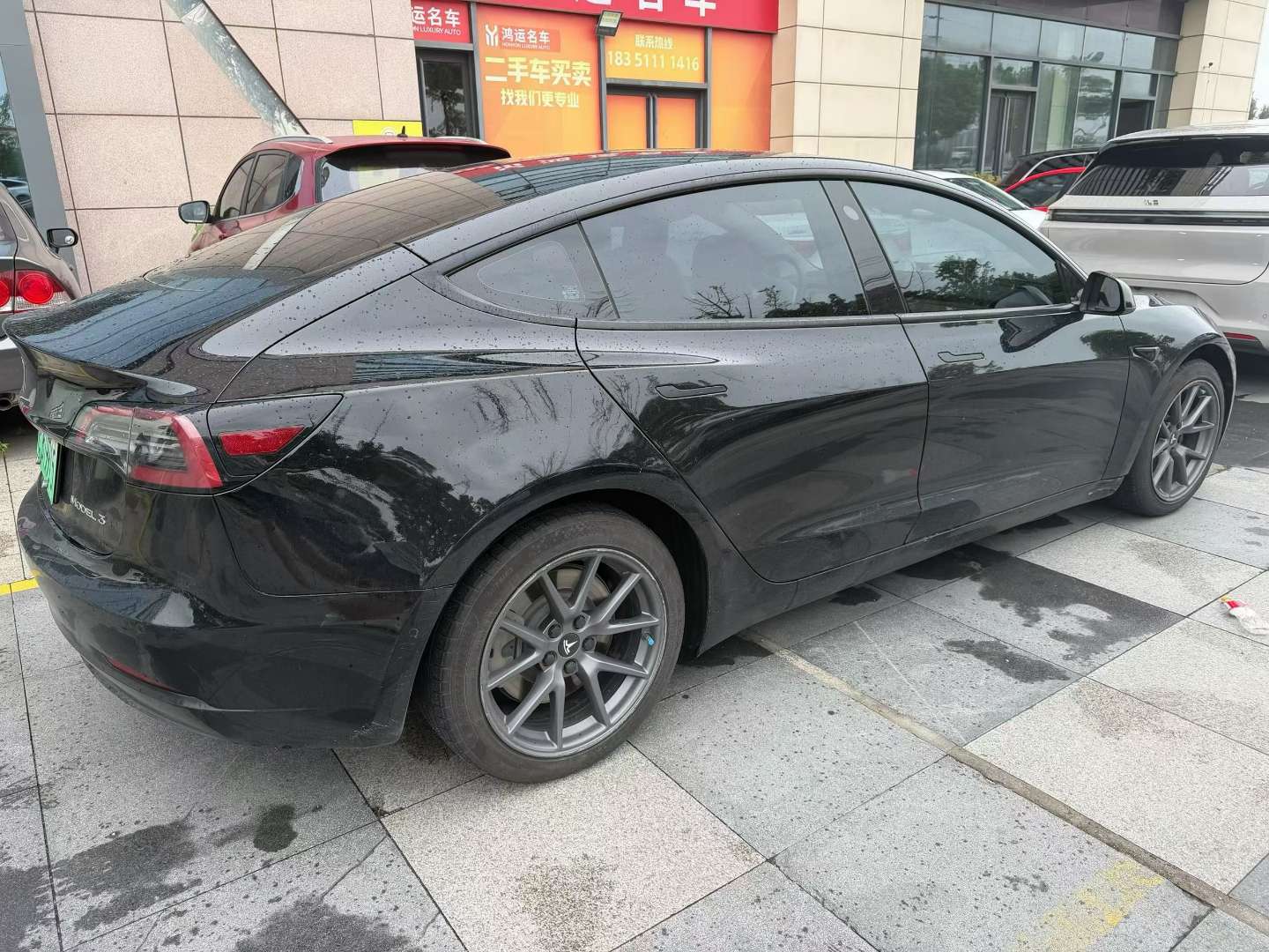 Tesla Model 3 6