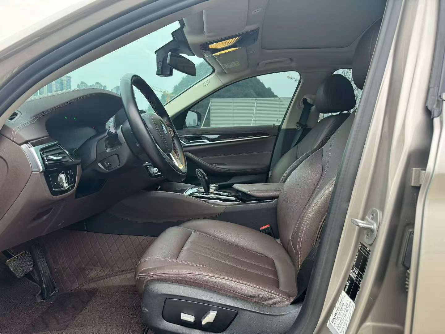 BMW 5 Series 525Li 2.0T 4