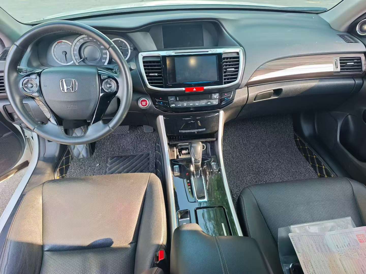 Honda Accord 2.4L Luxury 2