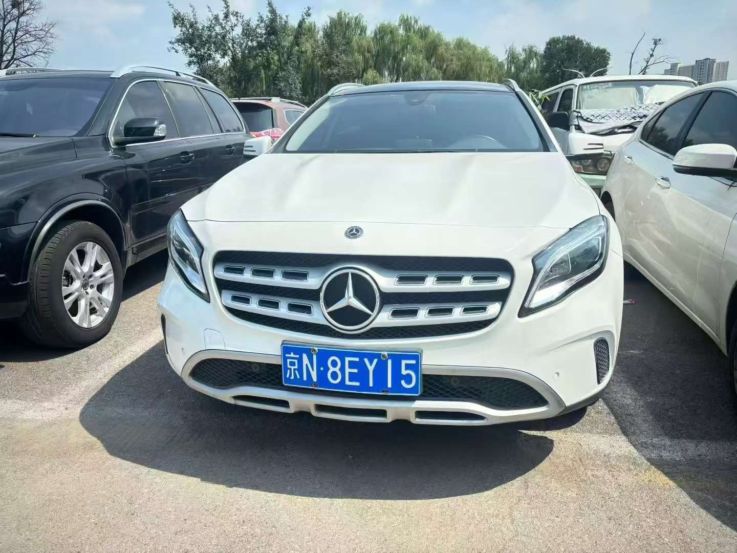 Mercedes-Benz GLA GLA200