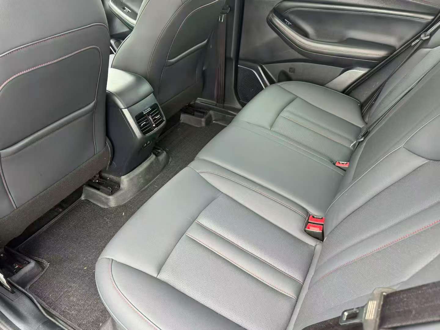 GAC Trumpchi GS4 2020 1.5T Automatic Sunroof 5