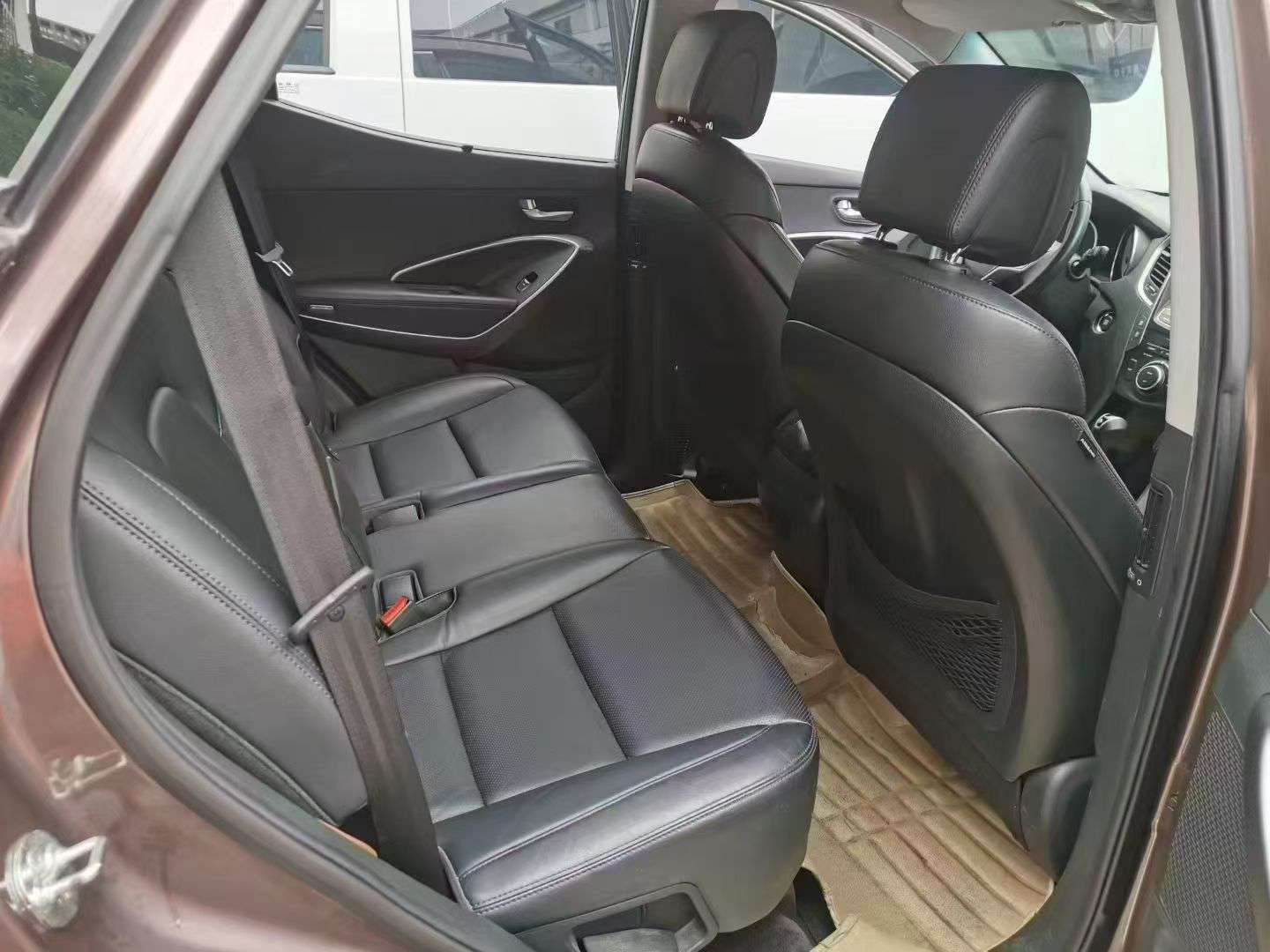 Hyundai Santa Fe 2.0T Automatic Sunroof 5-Seat 8
