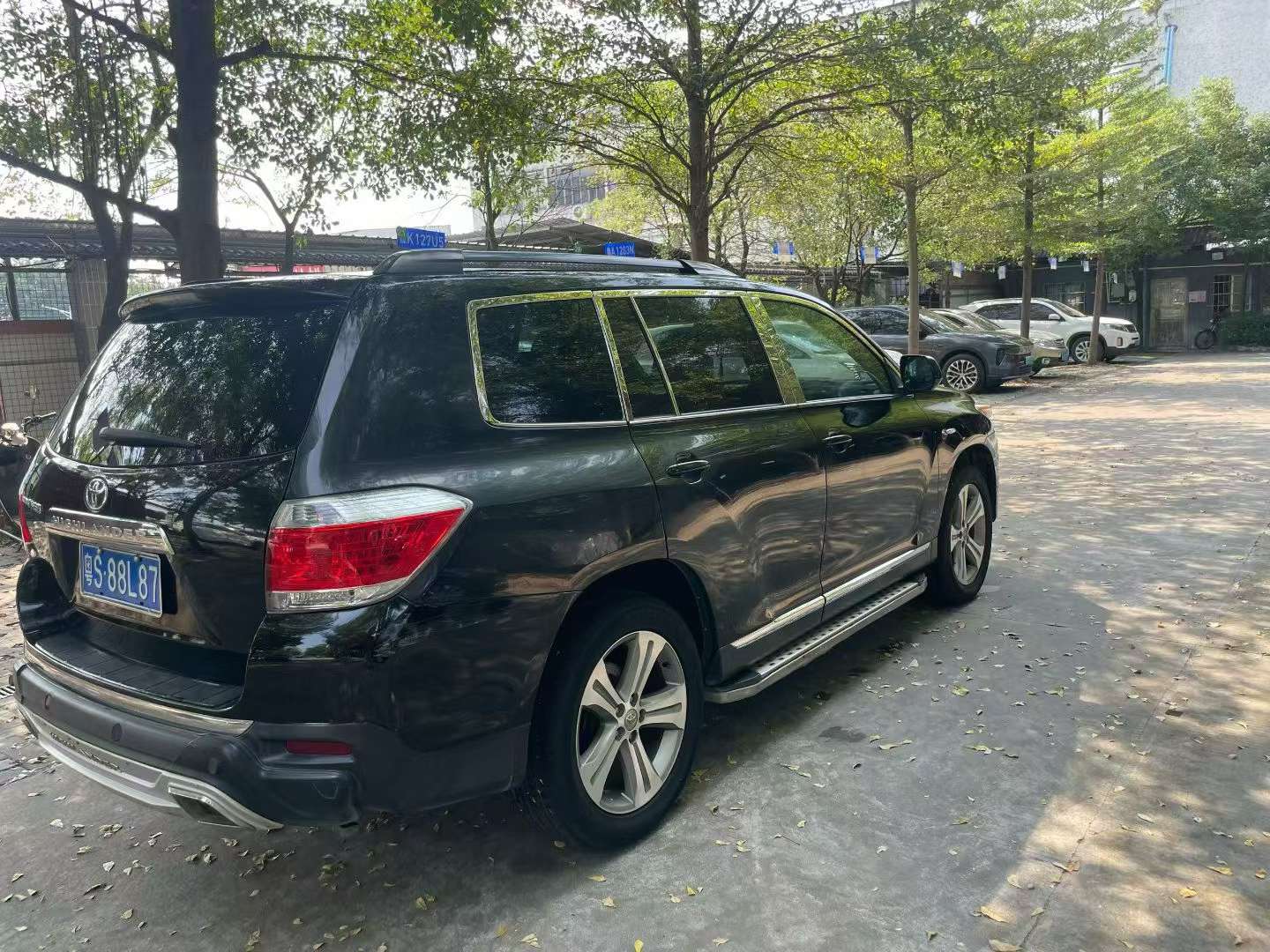 Toyota Highlander 2013 2.7L Automatic 7-Seater Luxury 5
