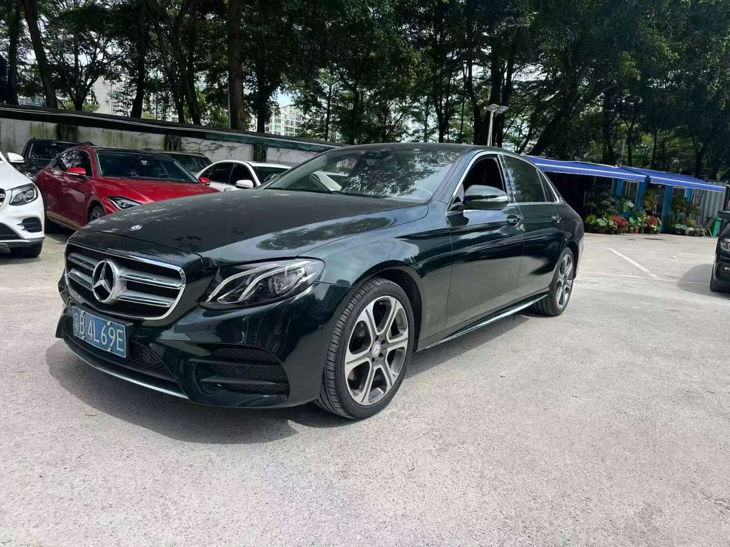 Mercedes-Benz E-Class E300L