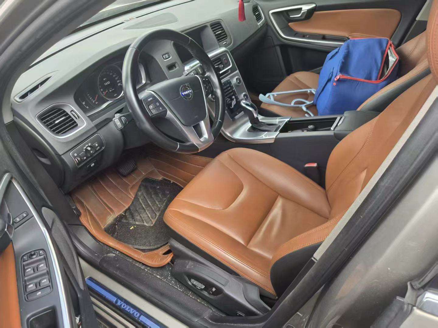 Volvo S60 3