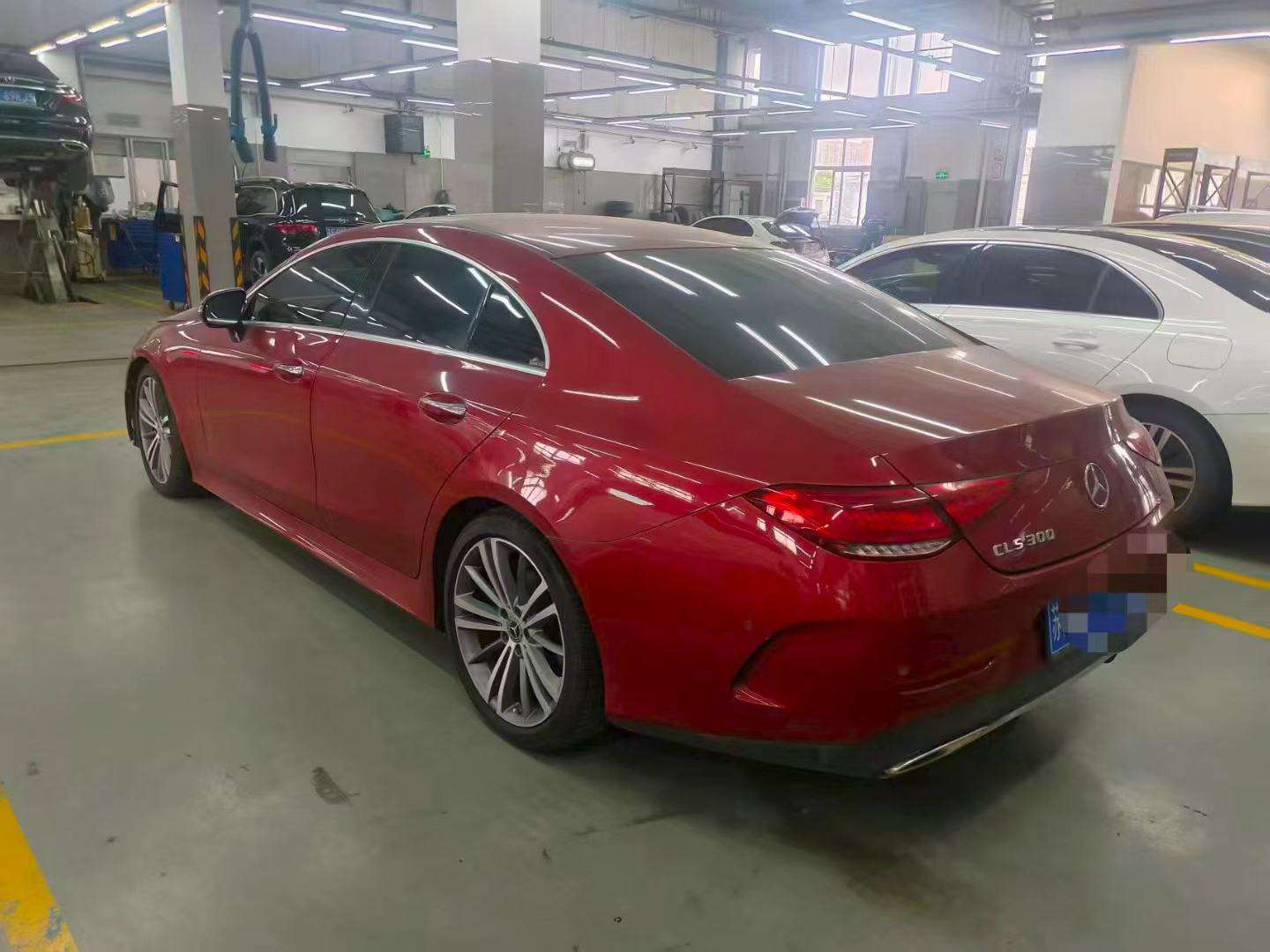Mercedes-Benz CLS 2.0T Luxury Edition 2
