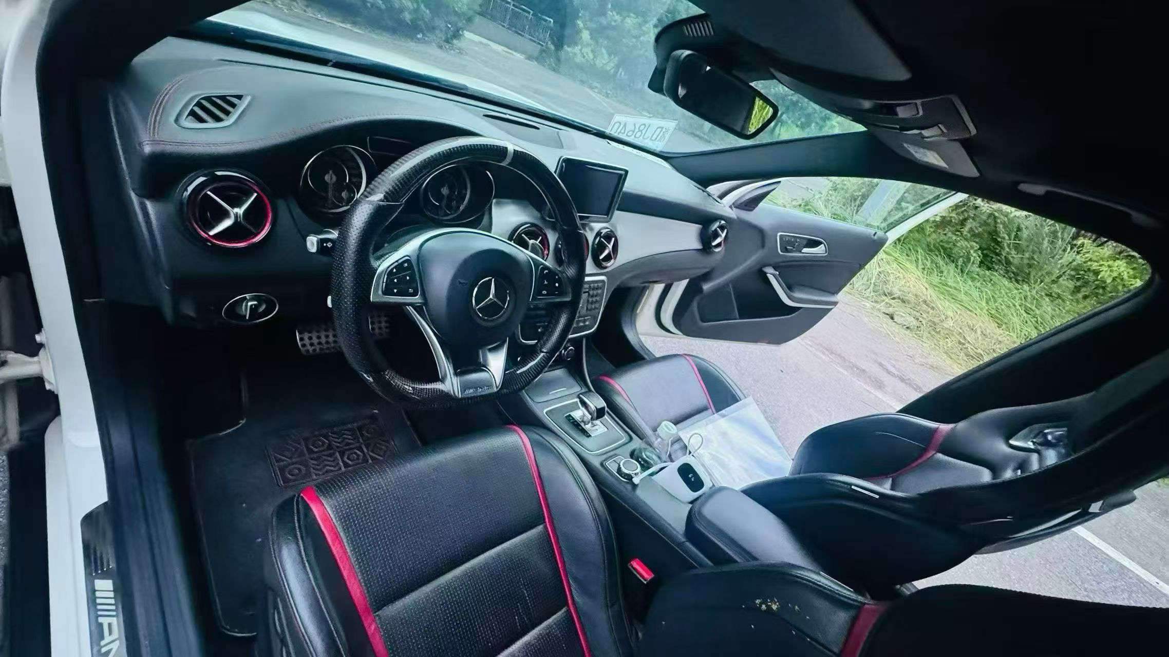 Mercedes-Benz GLA 2015 A45 AMG 4
