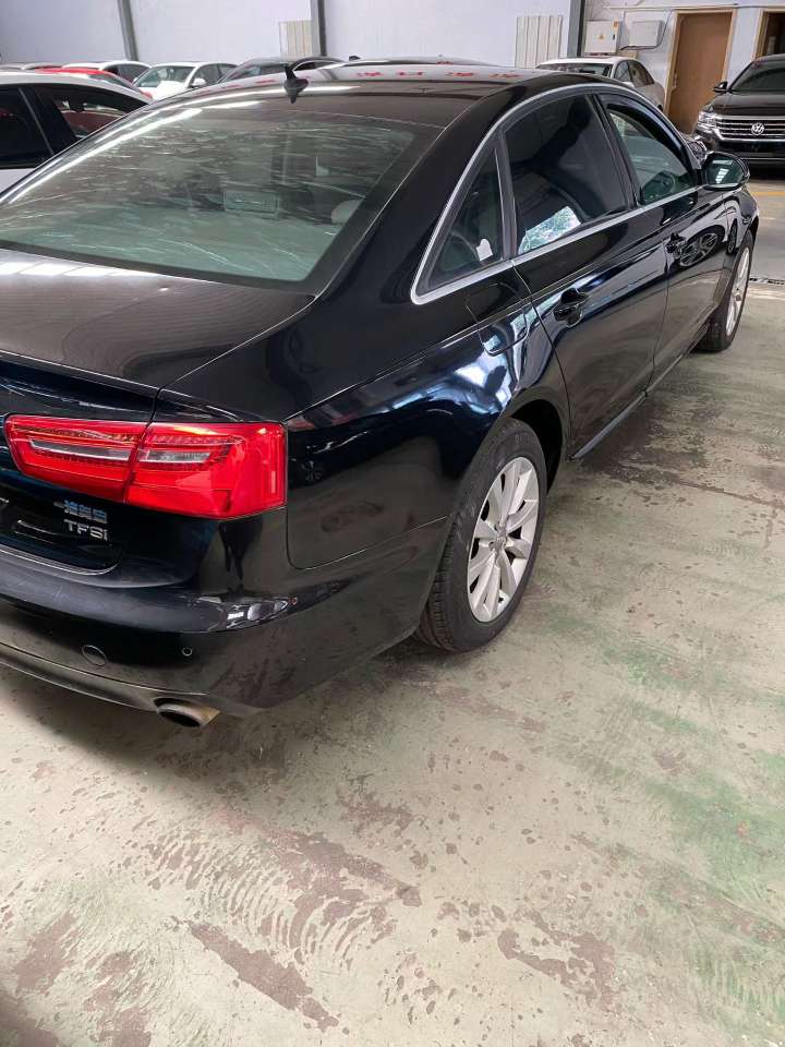 Audi A6L 2014 2.0T 5