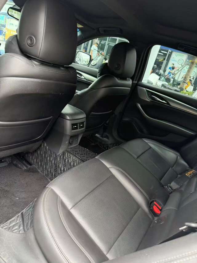 Cadillac CT5 28T Luxury 5