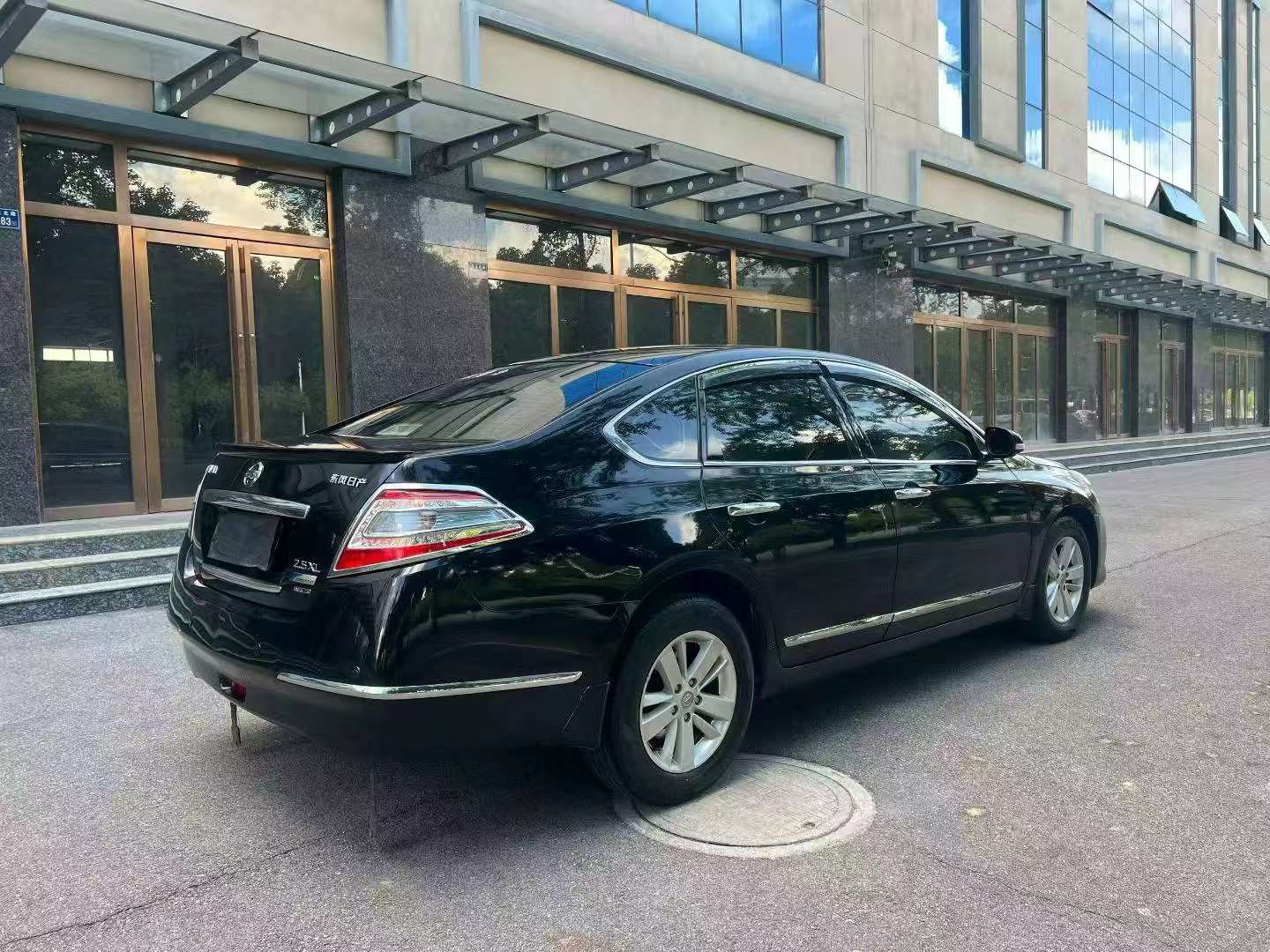 Nissan Teana 2.5L V6 4