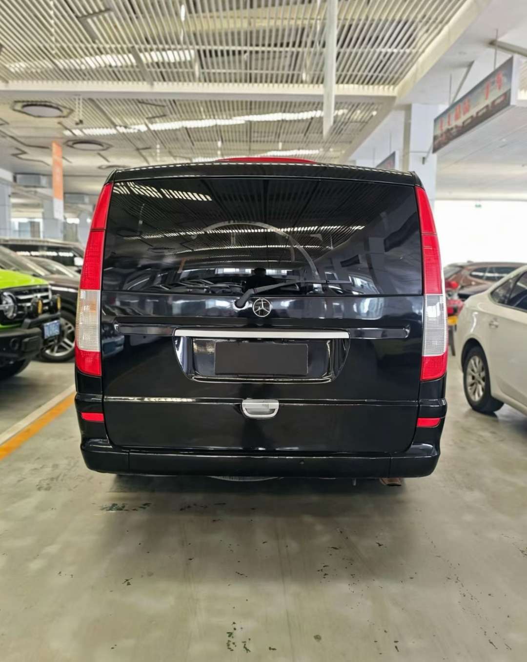 Mercedes-Benz Vito 7