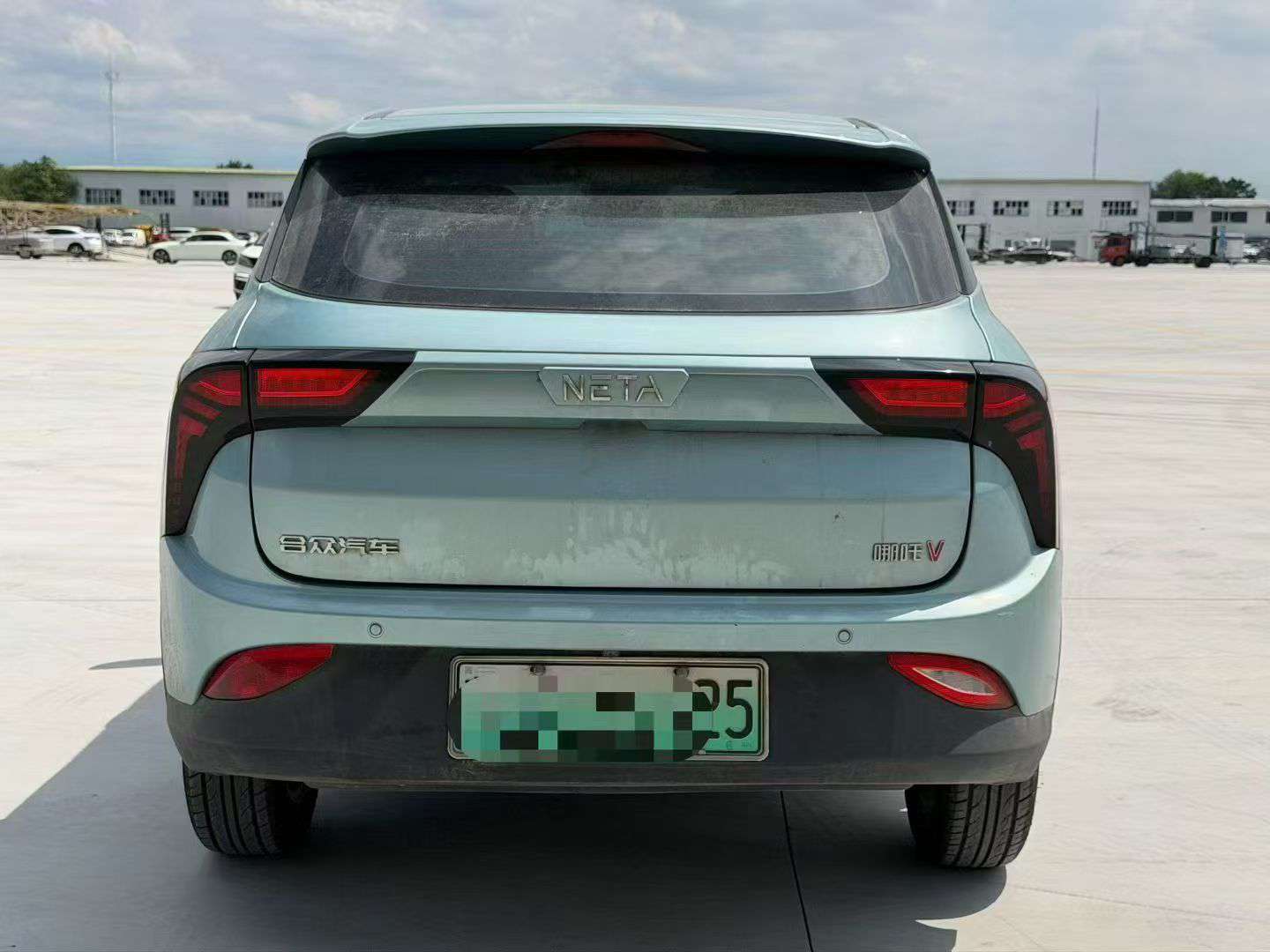 Neta V 5