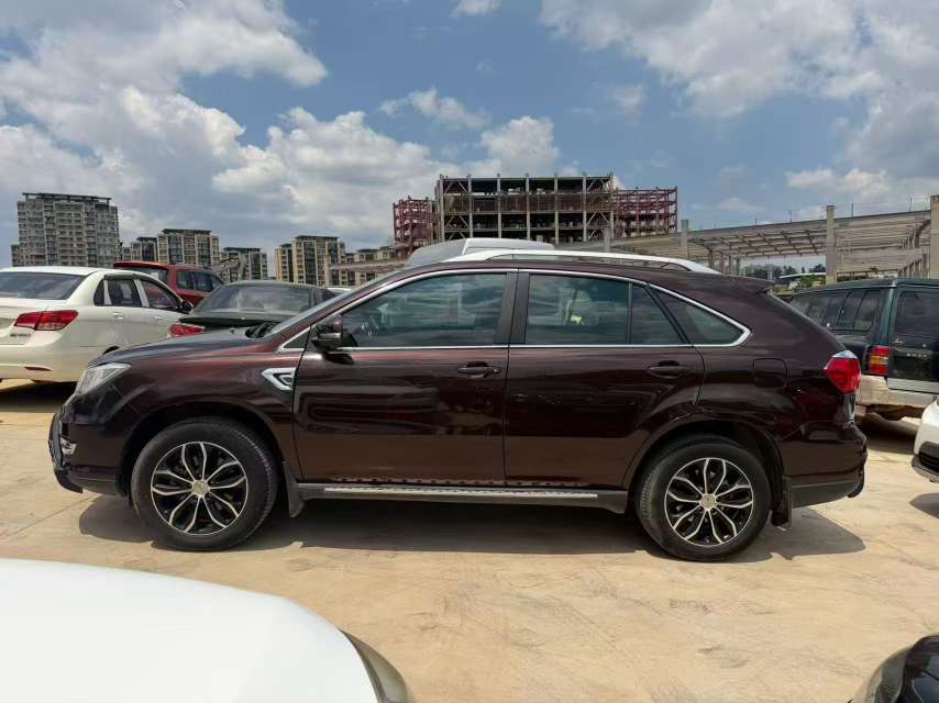 BYD S7 2.0T Automatic 7-Seater 3