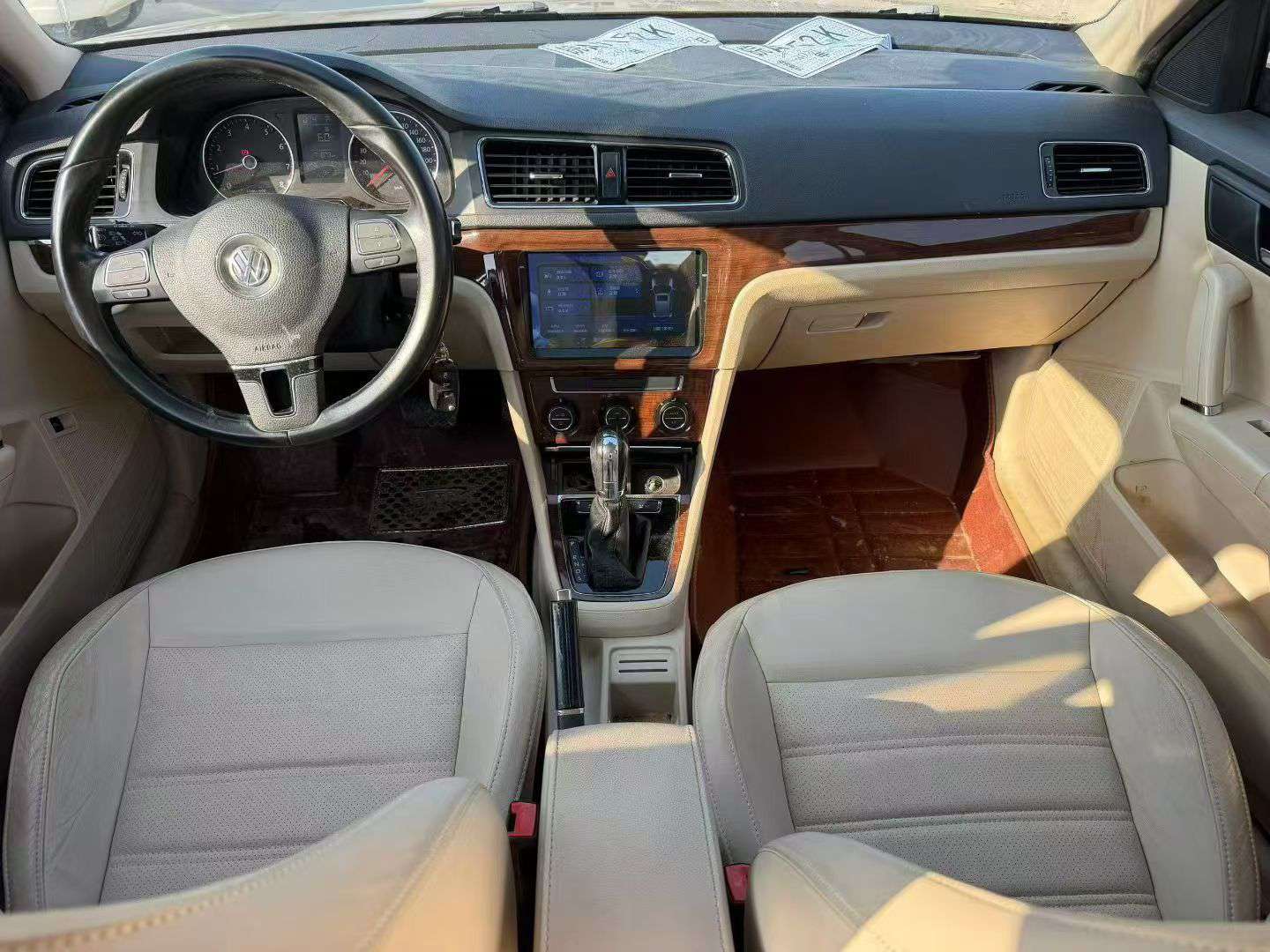Volkswagen Lavida 5