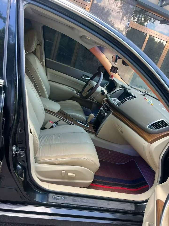Nissan Teana 2.5L V6 8