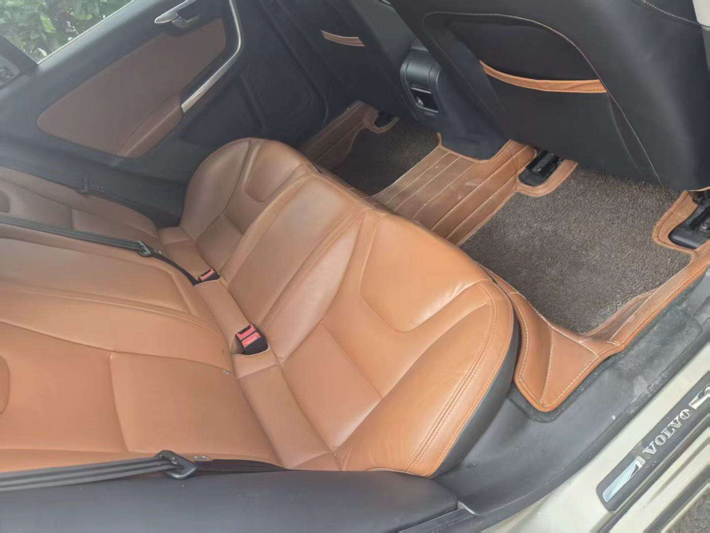 Volvo S60 6