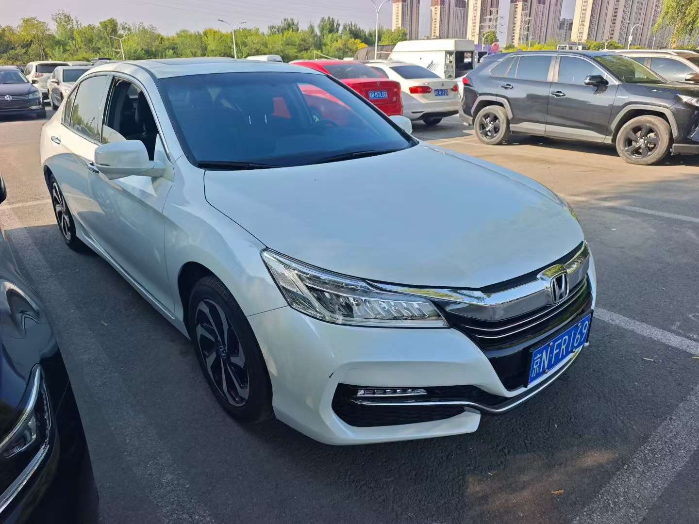 Honda Accord 2.4L Luxury