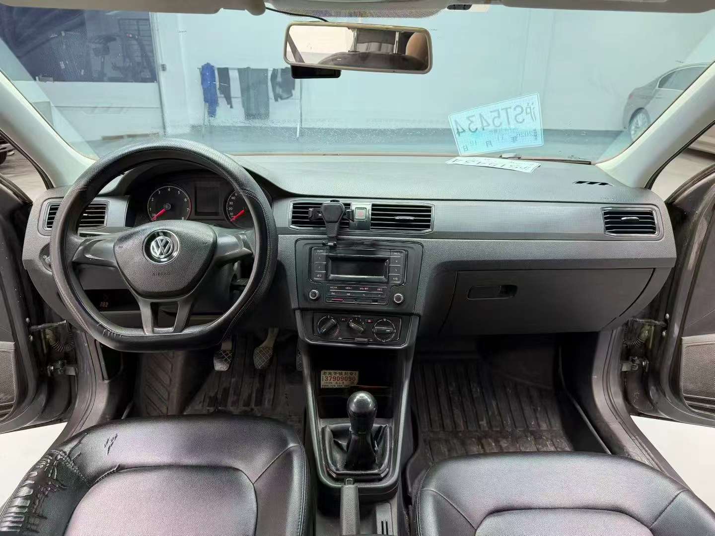 Volkswagen Santana 9