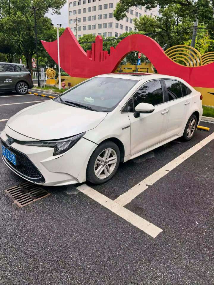 Toyota Levin 1.8 Hybrid Luxury Edition