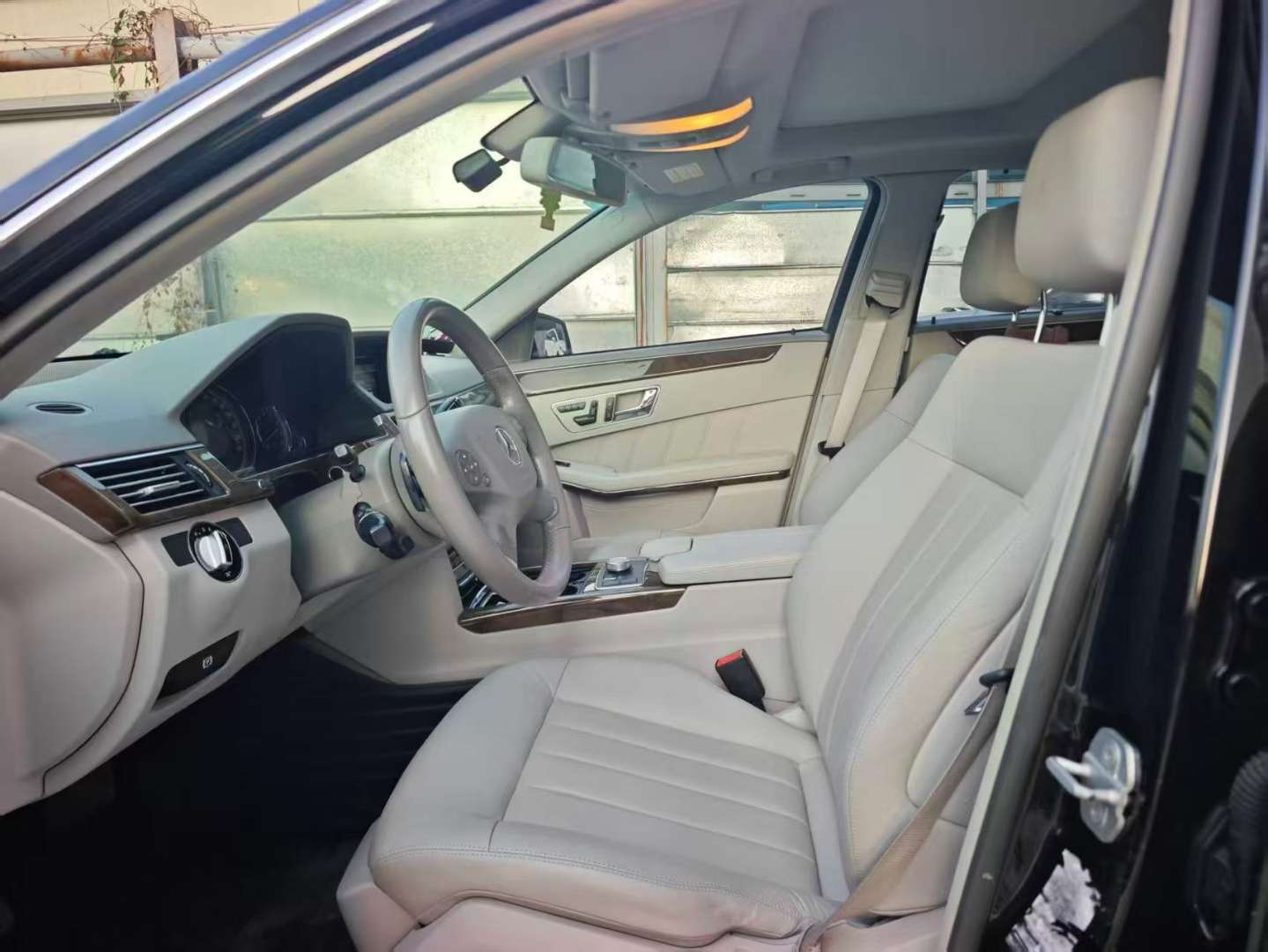 Mercedes-Benz E-Class 2009 3.0 Automatic Panoramic Sunroof Elegance 6