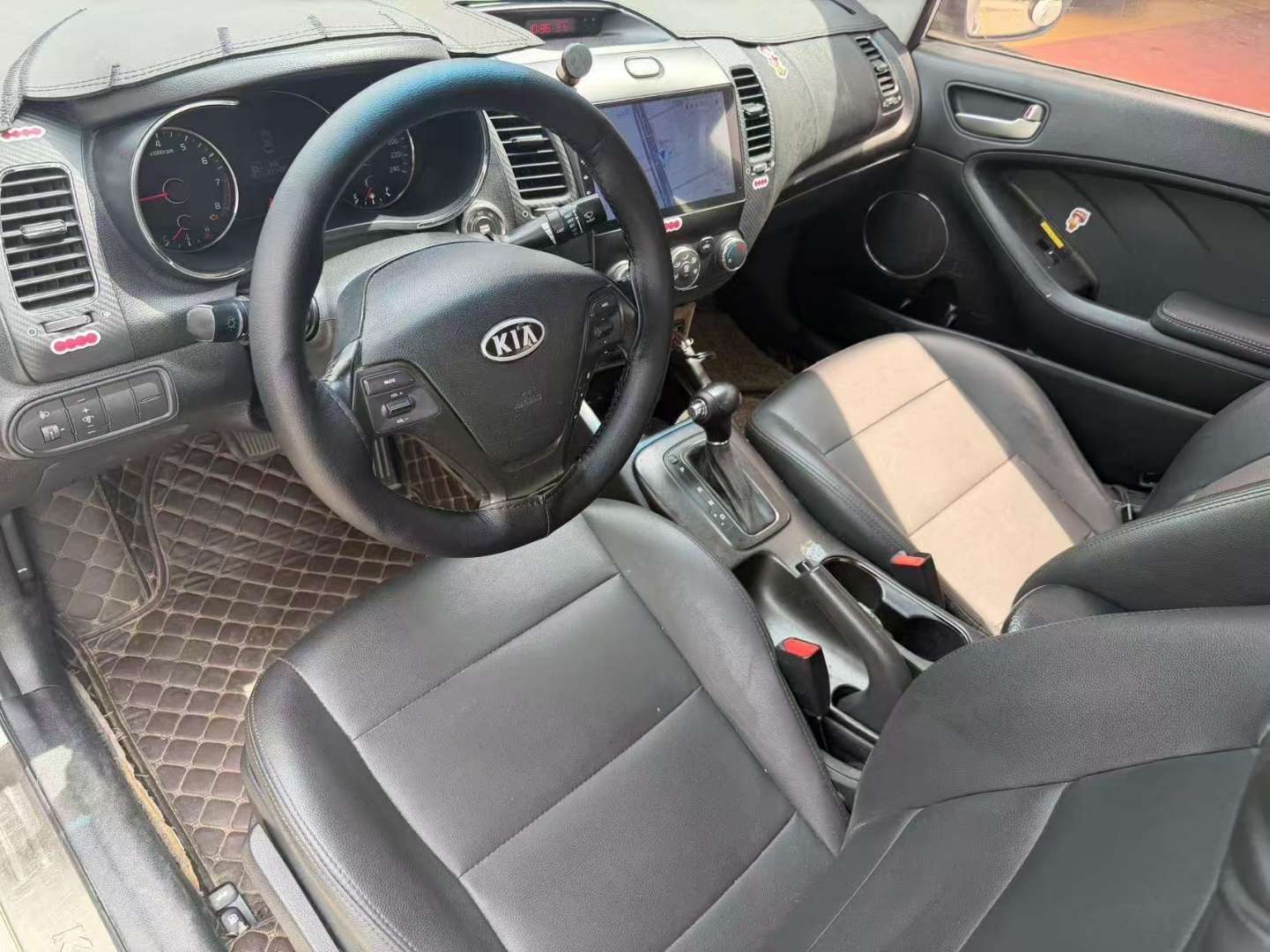 Kia K3 8