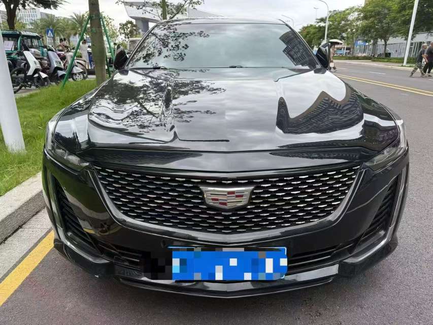 Cadillac CT5 28T Luxury 8