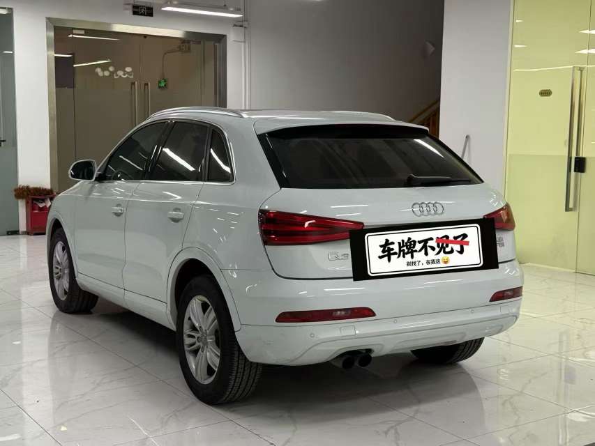 Audi Q3 35 TFSI Million Commemoration Comfort Edition 2.0T 3
