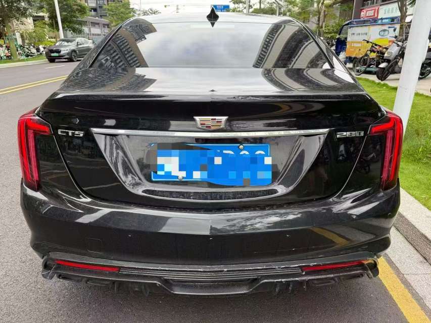 Cadillac CT5 28T Luxury 7