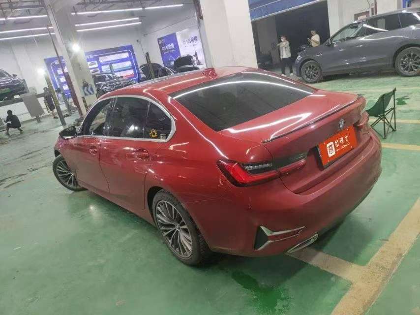 BMW 3 Series 325Li Launch Edition 4