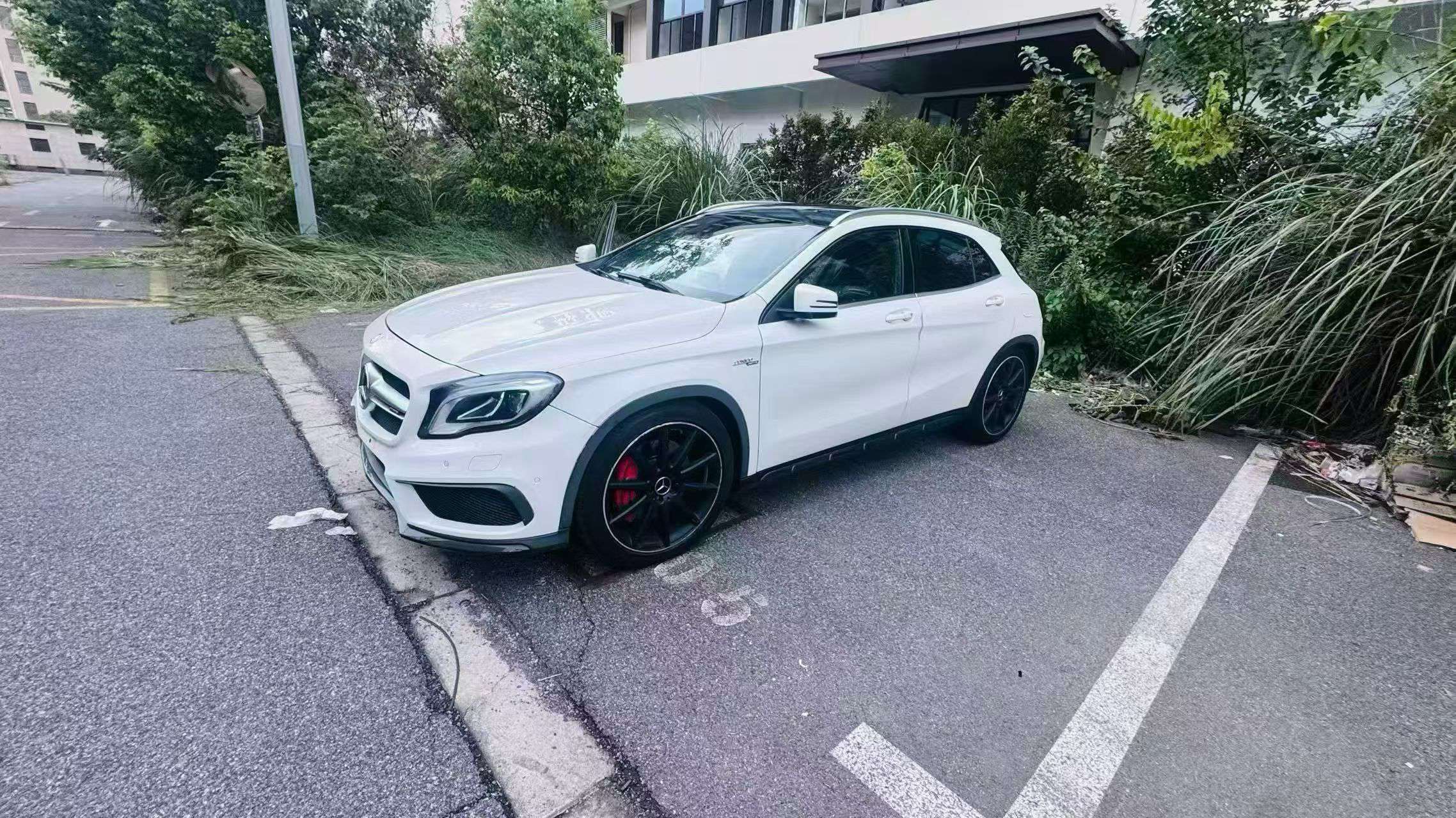 Mercedes-Benz GLA 2015 A45 AMG 2