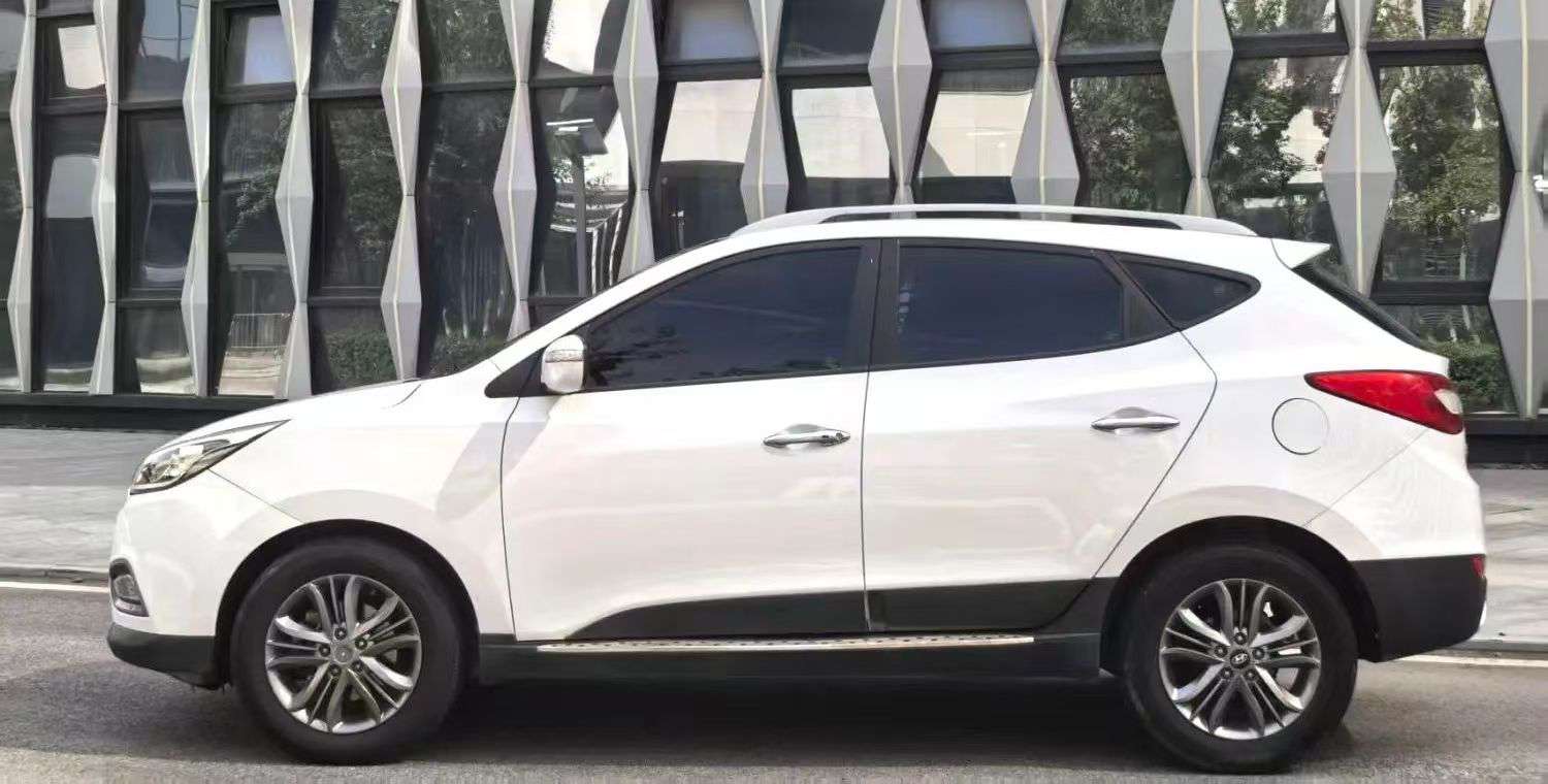 Hyundai ix35 2014 Automatic with Sunroof 3