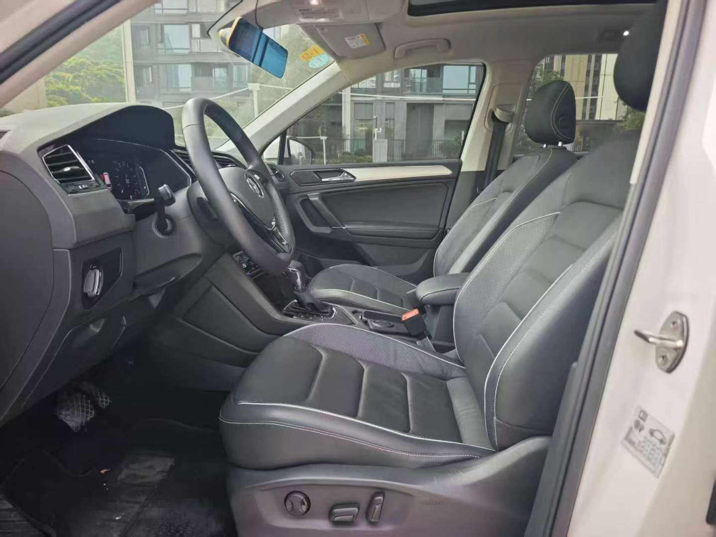 Volkswagen Tiguan L 2020 430 PHEV Plug-in Hybrid Flagship 1.4T 6