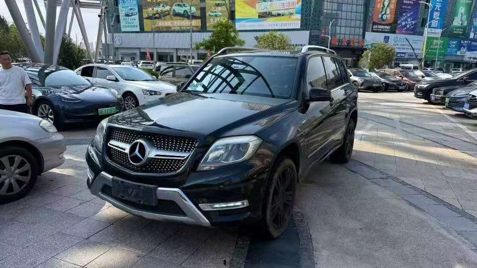 Mercedes-Benz GLK Class GLK260 2.0T 4WD Dynamic Extreme Edition