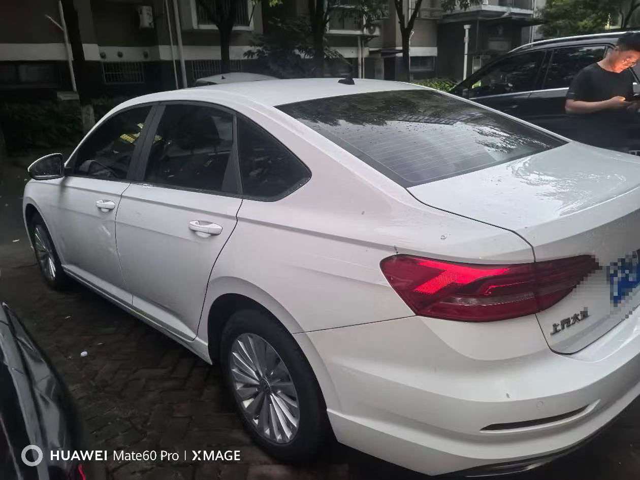 Volkswagen Lavida 2020 1.4T Automatic 3