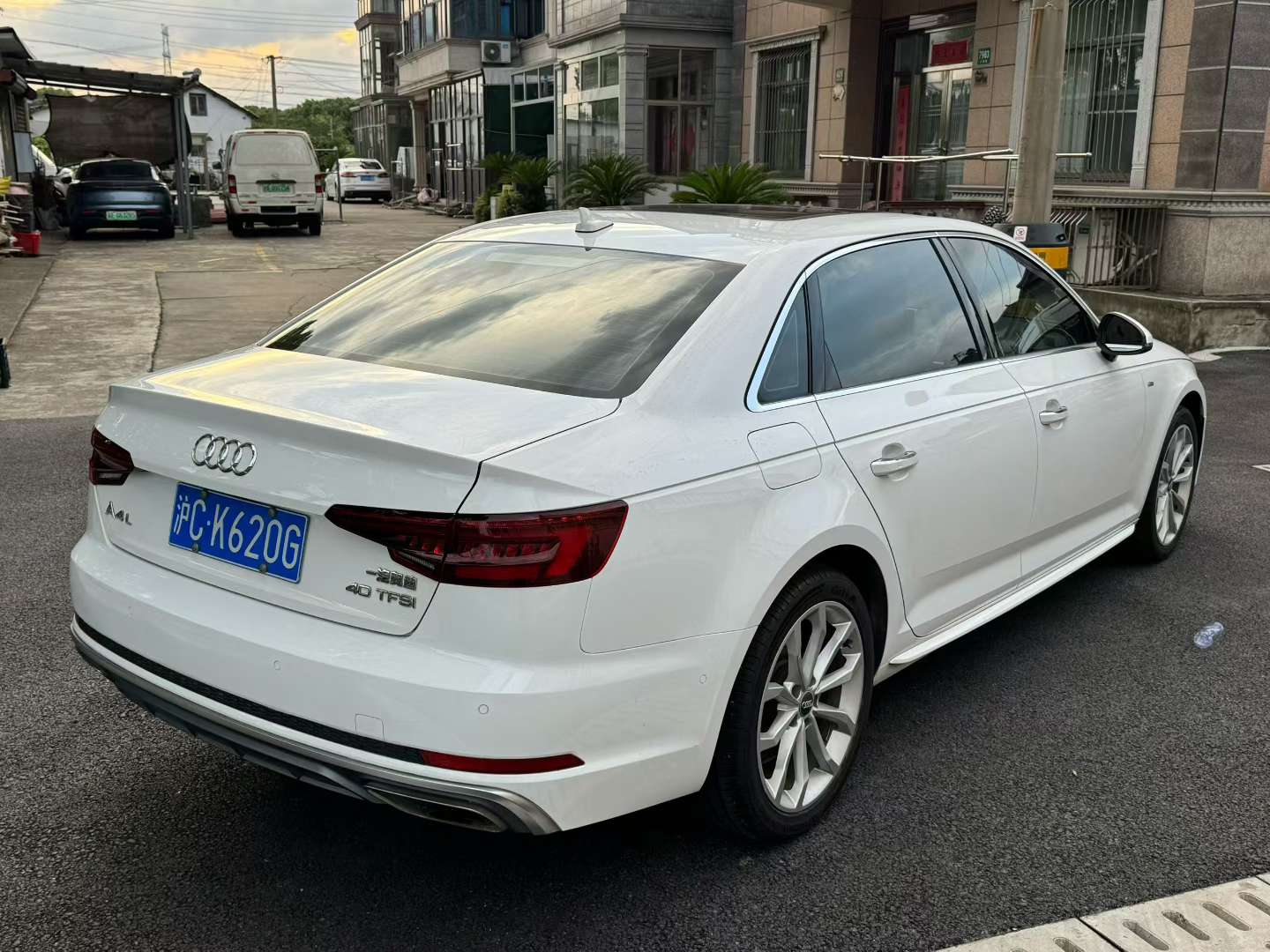Audi A4L 40 Fashion 5
