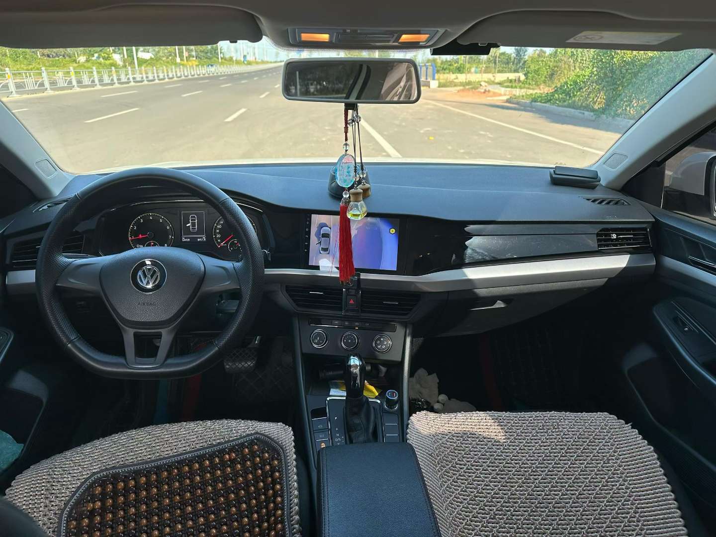 Volkswagen Bora 1.5L Automatic 5
