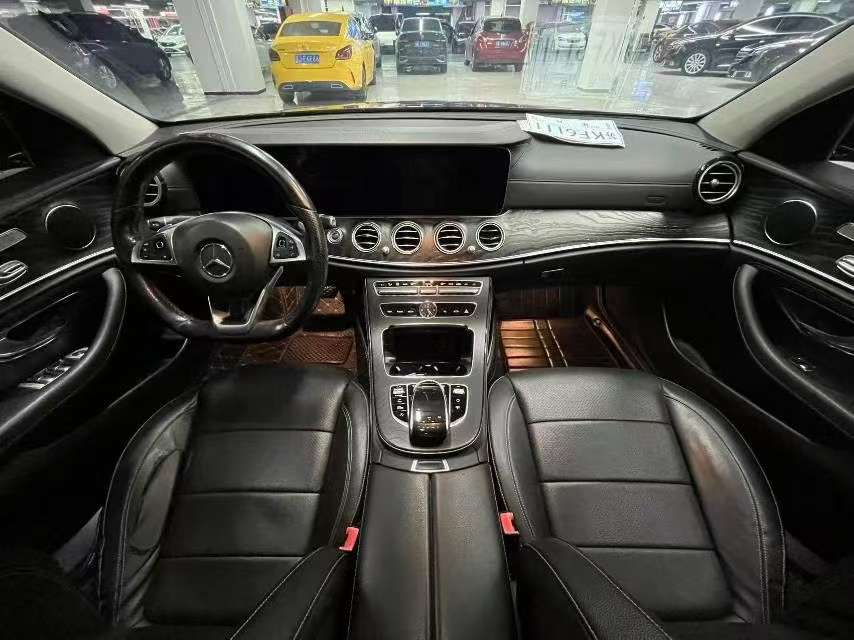 Mercedes-Benz E-Class 2.0T Sport Luxury 5