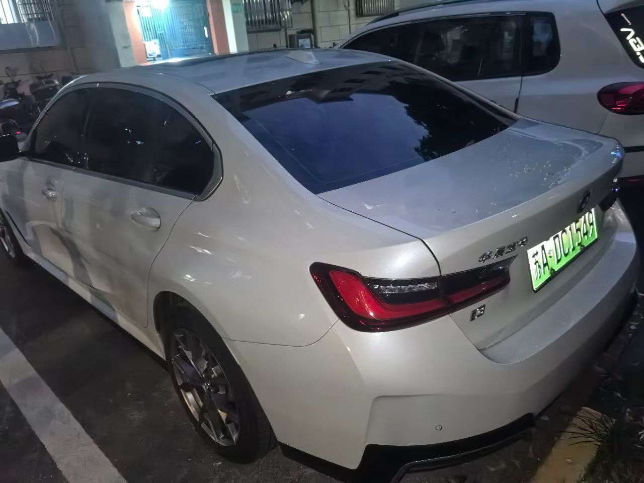 BMW i3 eDrive35L 9