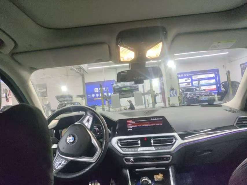 BMW 3 Series 325Li Launch Edition 8