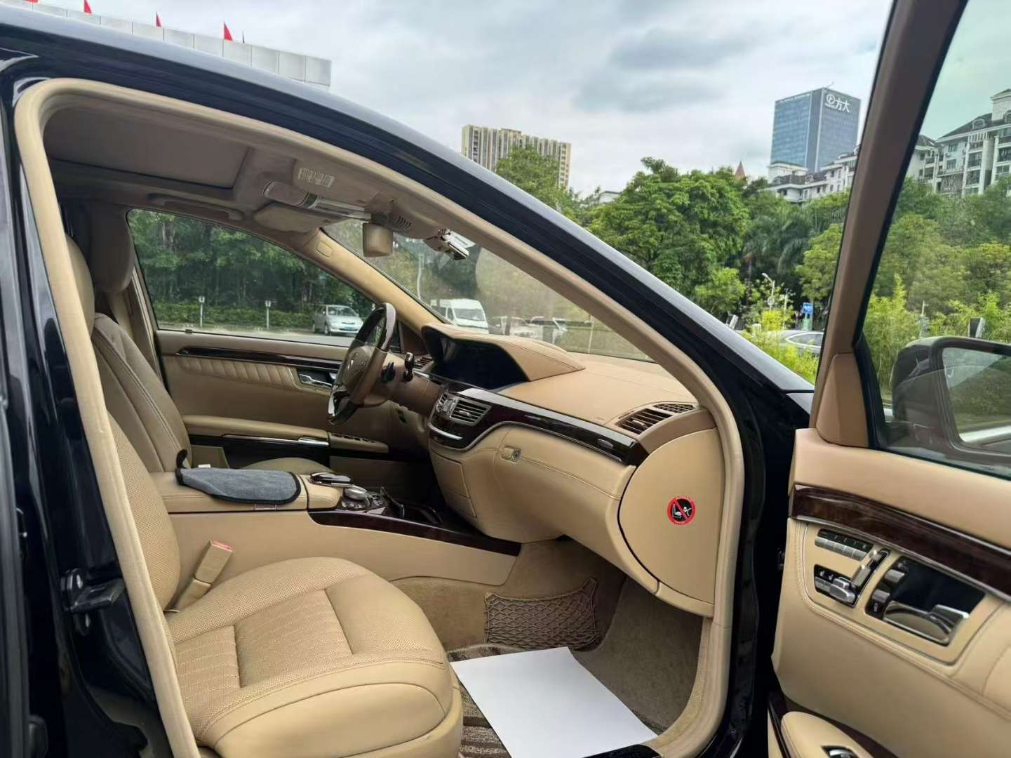 Mercedes-Benz S-Class 6