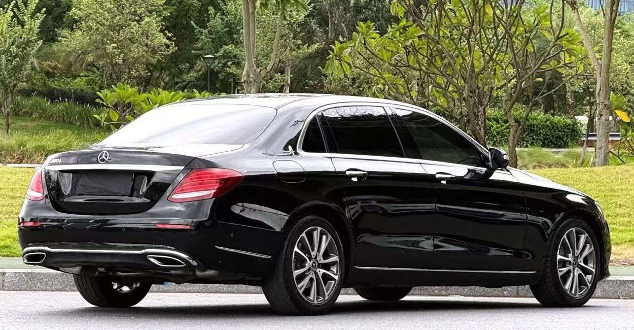 Mercedes-Benz E-Class 2019 2.0T Luxury Edition 9