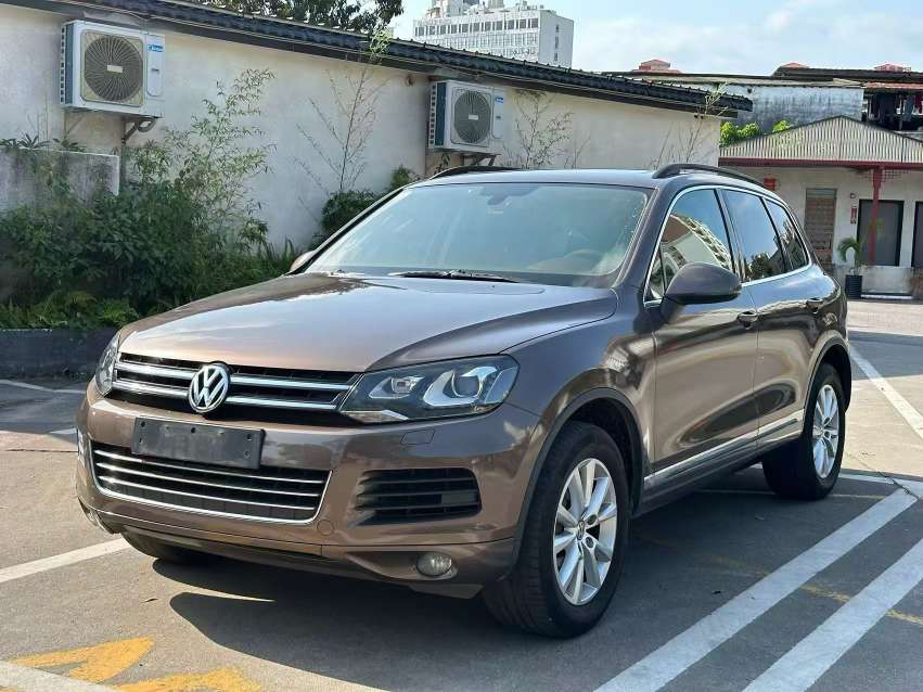 Volkswagen Touareg 2012 High Trim